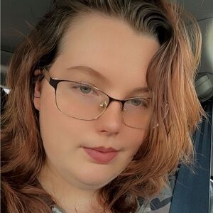 Meet your Posher, StrattonJessie